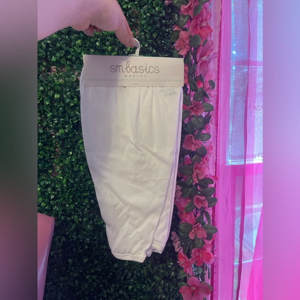 Baby onesie pants bundle  3-6 months